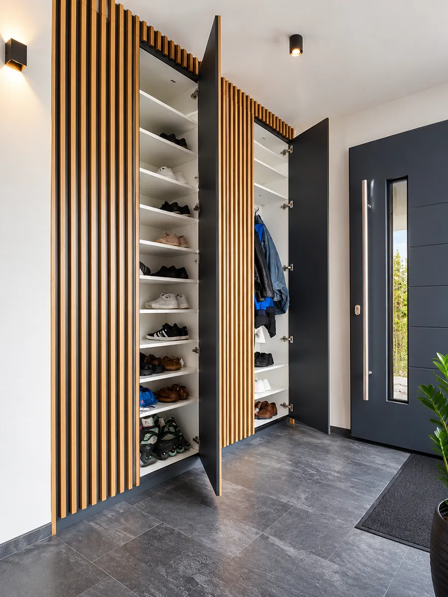 garderobenschrank2